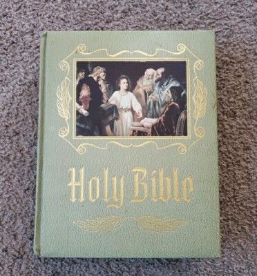 Heirloom Holy Bible Master Reference Edition Large Coffee Table Bible 1973-image