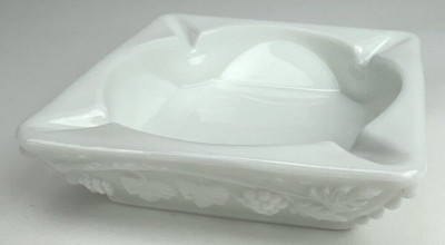 Vintage Westmoreland White Milk Glass Square Ashtray 4
