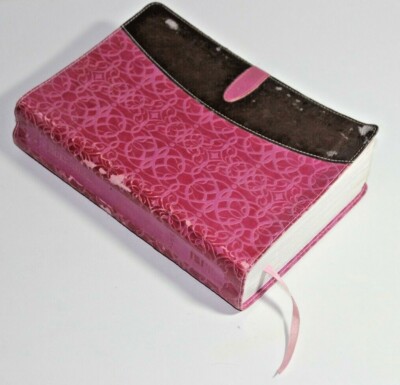 1988 Zondervan NIV Holy Bible Italian Duo-Tone Pink Brown Synthetic Leather Gilt-image