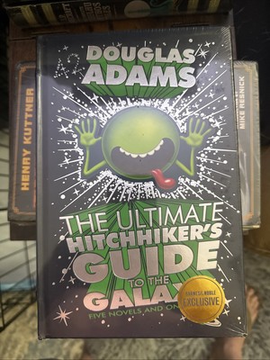 Ultimate Hitchhiker's Guide to the Galaxy: Five Novels Douglas Adams 2010 Sealed-image