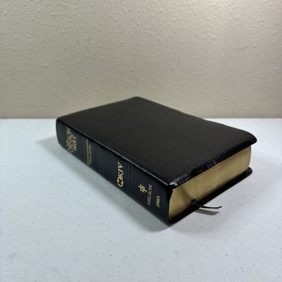 The Nelson Complete Study Bible System 2885 NKJV Black Bonded Leather Holy Bible-image