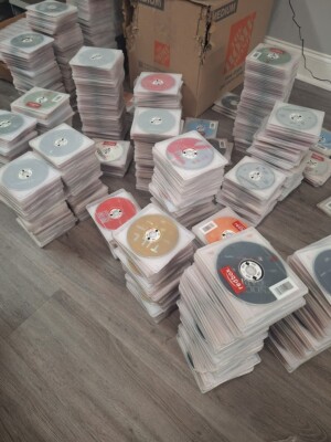 Used DVD's & Blu-Rays from Redbox-image