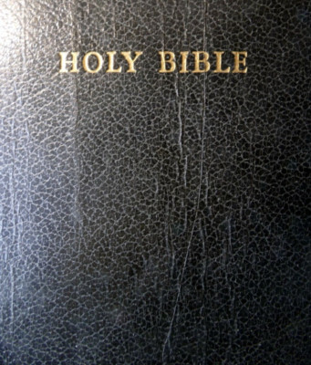 Holy Bible RSV Revised Standard Version 1952 William Collins Black Faux Leather-image