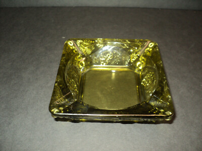 Vintage Ashtray Westmoreland Glass Avocado Green Paneled Grape Design Square 4
