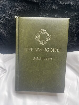 The Living Bible TYNDALE Paraphrased Green Padded Hardcover 1971 Vintage Book-image