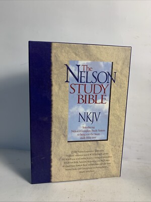 The Nelson Study Bible NKJV Thomas Nelson Bonded Leather Black Gilded Pages-image