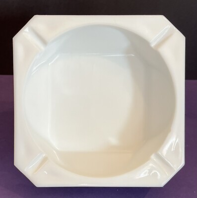 Vtg Westmoreland Old Quilt White Milk Glass Medium Square Ashtray Block & Star-image