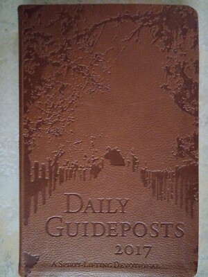 DAILY GUIDEPOSTS - 2017  - All Edges Gilt - Leather-like Covers - Daily Guide-image