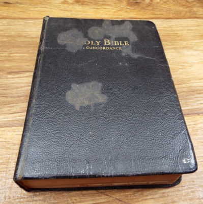 Holy Bible Revised Standard EDITION BIBLE 1962-image