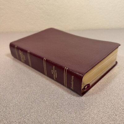 Seniors Devotional Bible NIV 1995 Zondervan Burgundy Bonded Leatherbound-image
