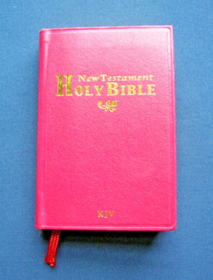 Holy Bible Miniature NEW TESTAMENT KJV Red Letter Edition, gilt edges, excellent-image