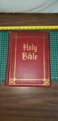 Vintage  Holy Bible Guiding Light Edition King James -image