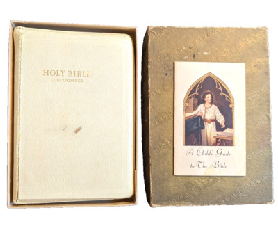 World Bible KJV White Cover Zipper w/ Cross, Family Register 1956- Some Writing!-image