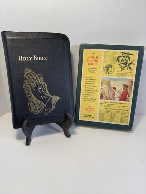 1958 Zippered Holy Bible in Original Box Colored Pictures Maps Christianity-image