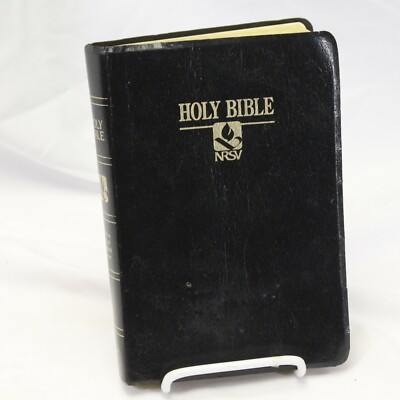 Holy Bible NRSV RS41 New Revised Standard Version Black World Publishing  1989-image