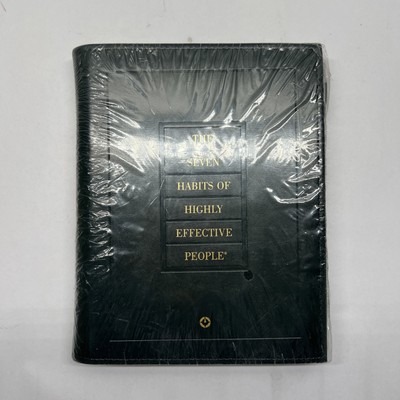 The Seven Habits of Highly Effective People - Binder Workbook wIth inserts-image