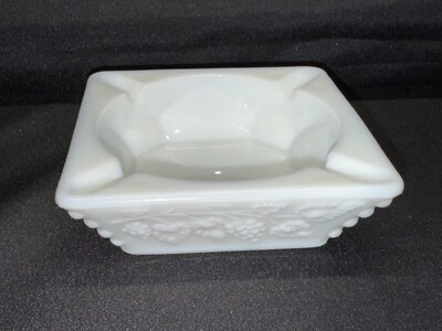 Westmoreland 1950s-60s Paneled Grape Milk Glass Ashtray 4” Square WG Back Stamp-image