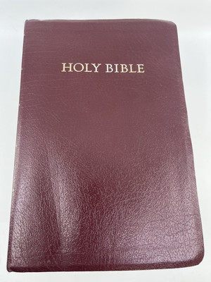 Nelson 1544BG Holy Bible KJV Giant Print Personal Size Reference Edition 2003-image