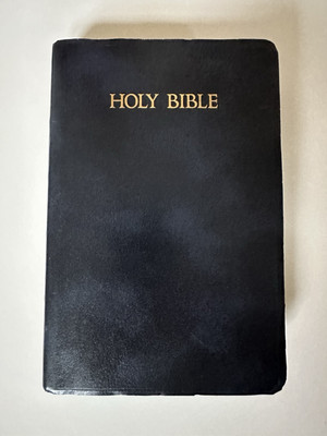 Vintage 1982 Nelson Holy Bible King James Version Word of Christ In Red-image