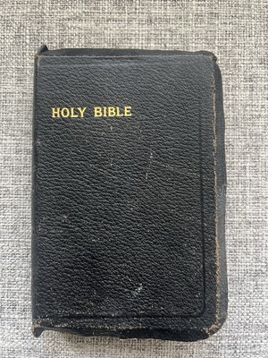 Vtg KJV Holy Bible New Old Text 1930s Black Leather World Publishing-image