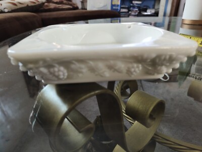 Vintage Westmoreland Glass WG White Milk Glass Square Grape Vine Ashtray-image