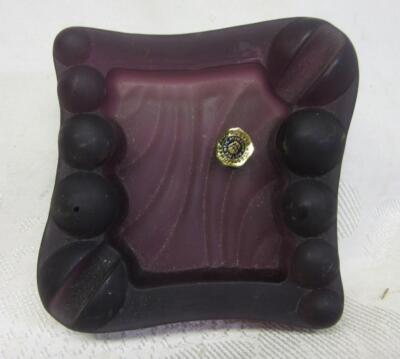 Westmoreland PURPLE Frosted GLASS SQUARE ASHTRAY with Label-image