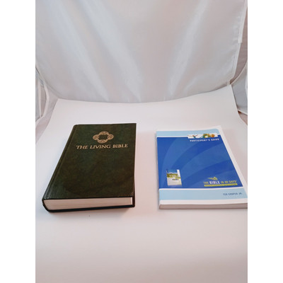 The Living Bible Paraphrased Tyndale House Green Padded Hardcover 1971 & Guide-image