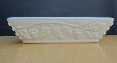Vintage LARGE WESTMORELAD MILK GLASS ASH TRAY Beaded Grape Design Nice!!-image