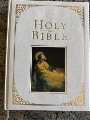 Holman KJV Family Bible, White Imitation Leather Like Cover-image